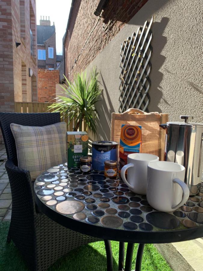 York Staycation With Free Parking エクステリア 写真